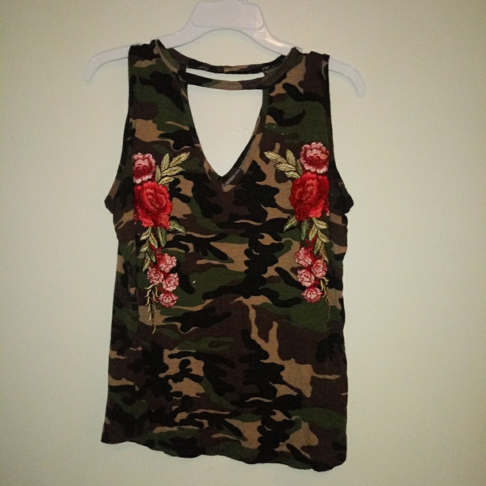 Shirt with camo design